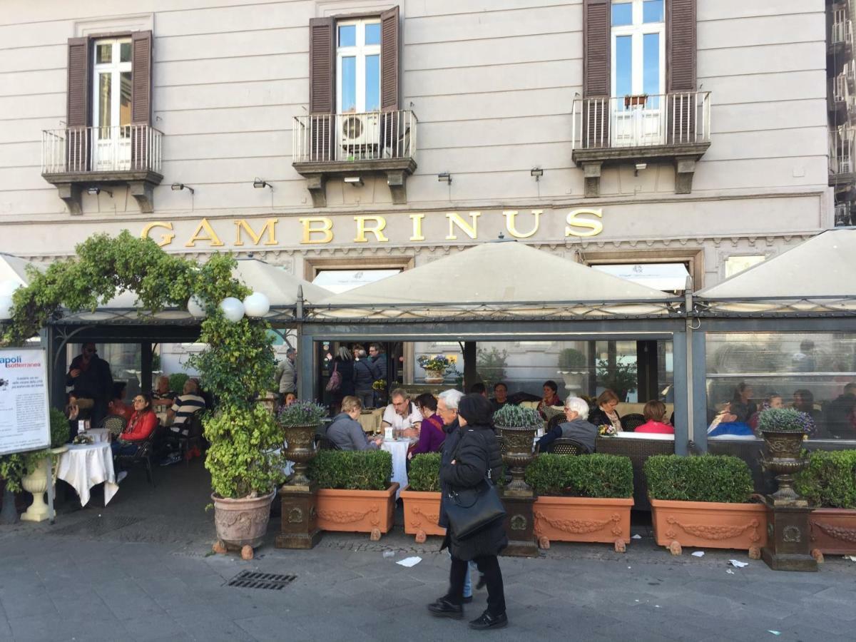 Casa Nel Cuore Di Centro Storico Hébergement de vacances Naples